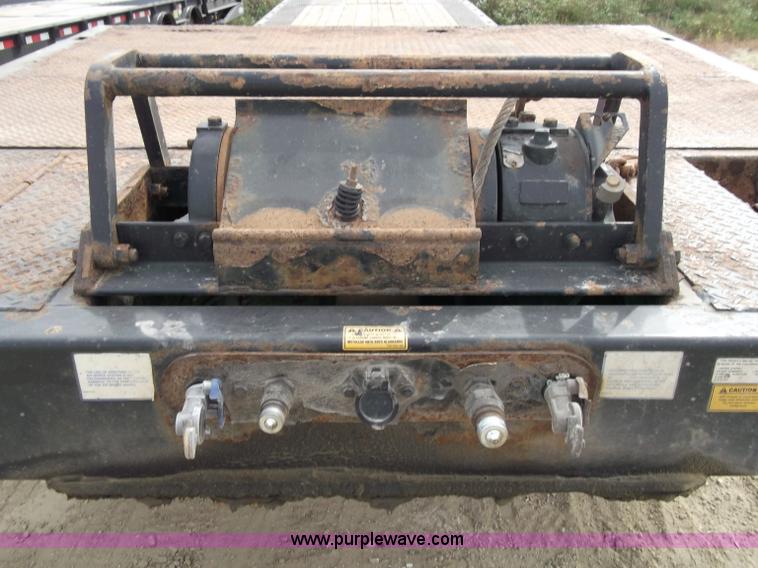 image for item B5024 2005 Trail King TK70HT Hydra Tail 48' trailer