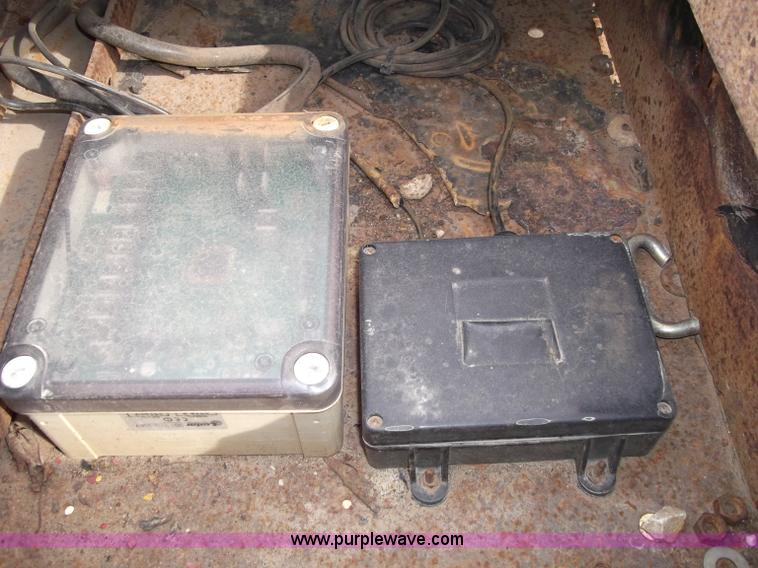 image for item B5024 2005 Trail King TK70HT Hydra Tail 48' trailer