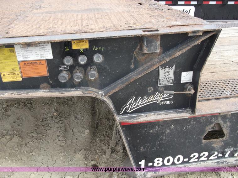 image for item B5024 2005 Trail King TK70HT Hydra Tail 48' trailer