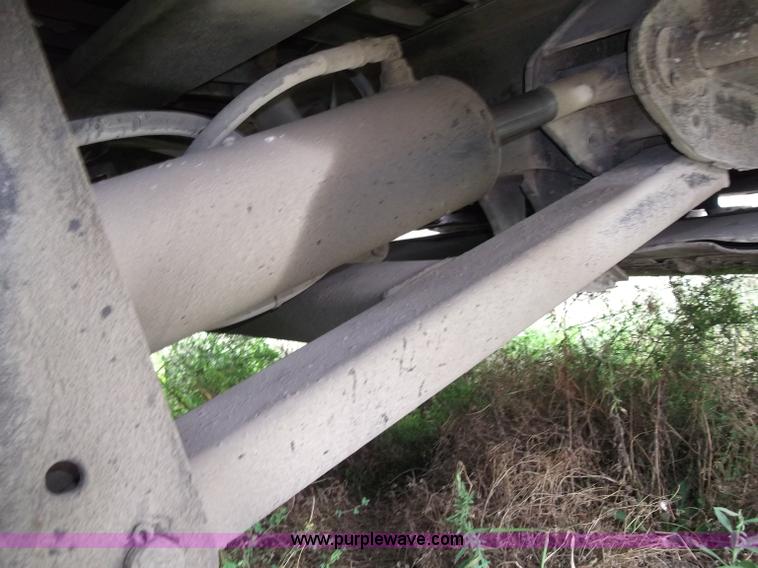 image for item B5024 2005 Trail King TK70HT Hydra Tail 48' trailer