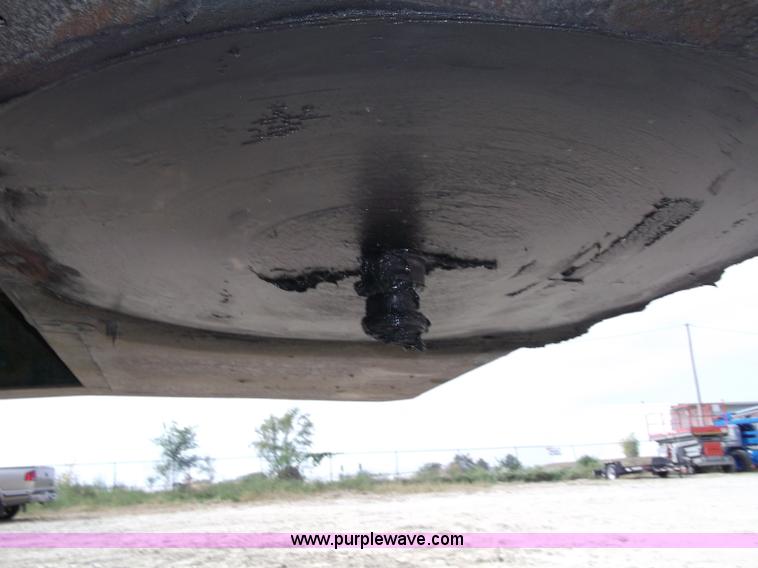 image for item B5024 2005 Trail King TK70HT Hydra Tail 48' trailer