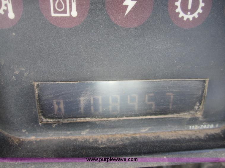 image for item C5107 1996 Caterpillar 953C track loader