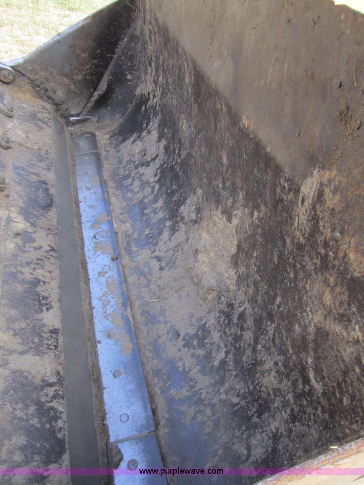 image for item C5107 1996 Caterpillar 953C track loader