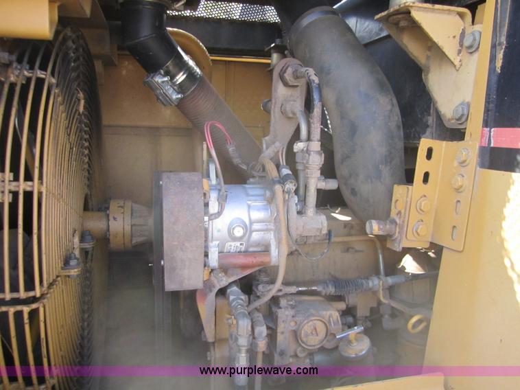 image for item C5107 1996 Caterpillar 953C track loader