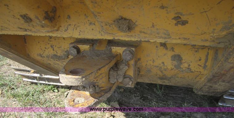 image for item C5107 1996 Caterpillar 953C track loader