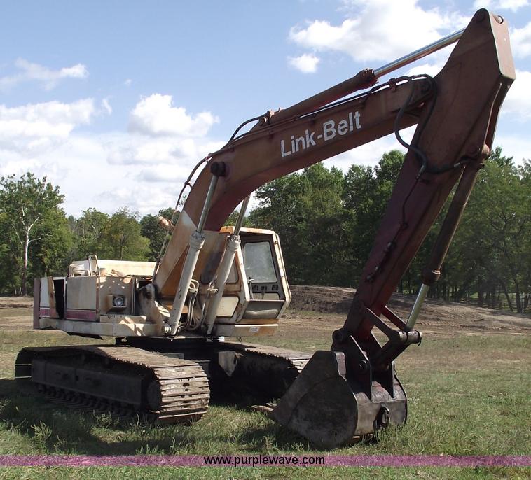 image for item C5558 1988 Link-Belt LS3400C Series II excavator