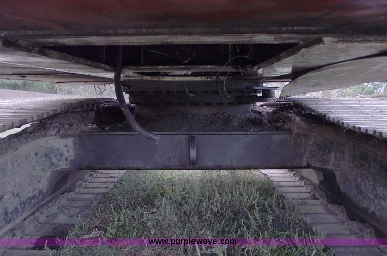 image for item C5558 1988 Link-Belt LS3400C Series II excavator