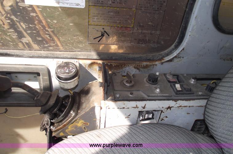 image for item C5558 1988 Link-Belt LS3400C Series II excavator