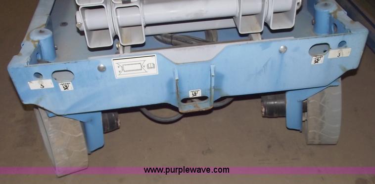 image for item C5572 Genie GS2646 electric scissor lift