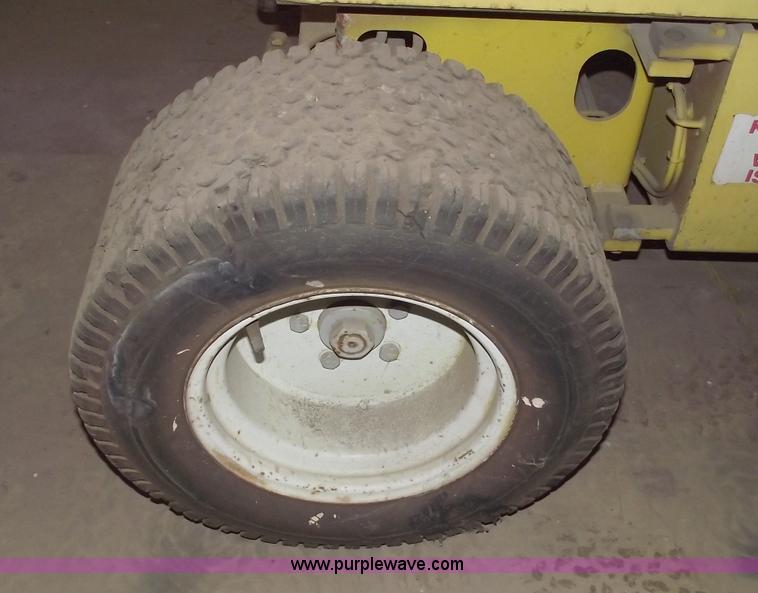 image for item C5574 1993 Skyjack 6826 electric scissor lift