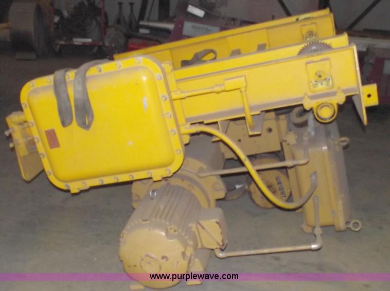 image for item C5576 (2) 7.5 ton Acco-Wright hoist and trolley