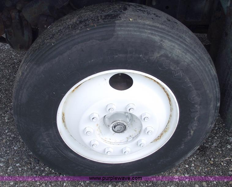 image for item C5586 1992 GMC TopKick single axle dump truck