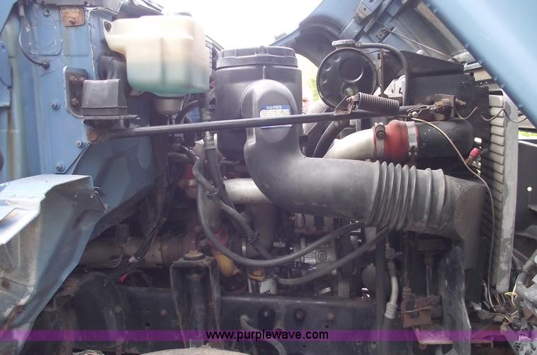 image for item C5586 1992 GMC TopKick single axle dump truck