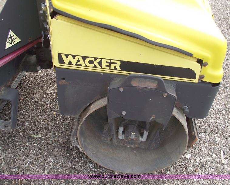 image for item C5587 Wacker RD11A vibratory roller