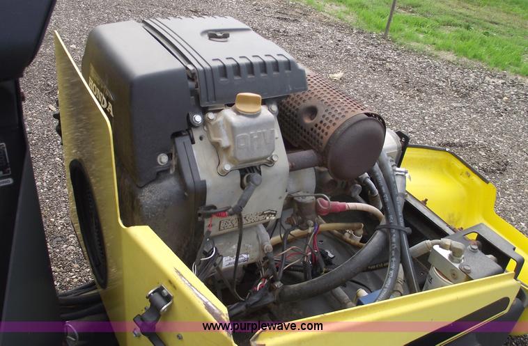 image for item C5587 Wacker RD11A vibratory roller