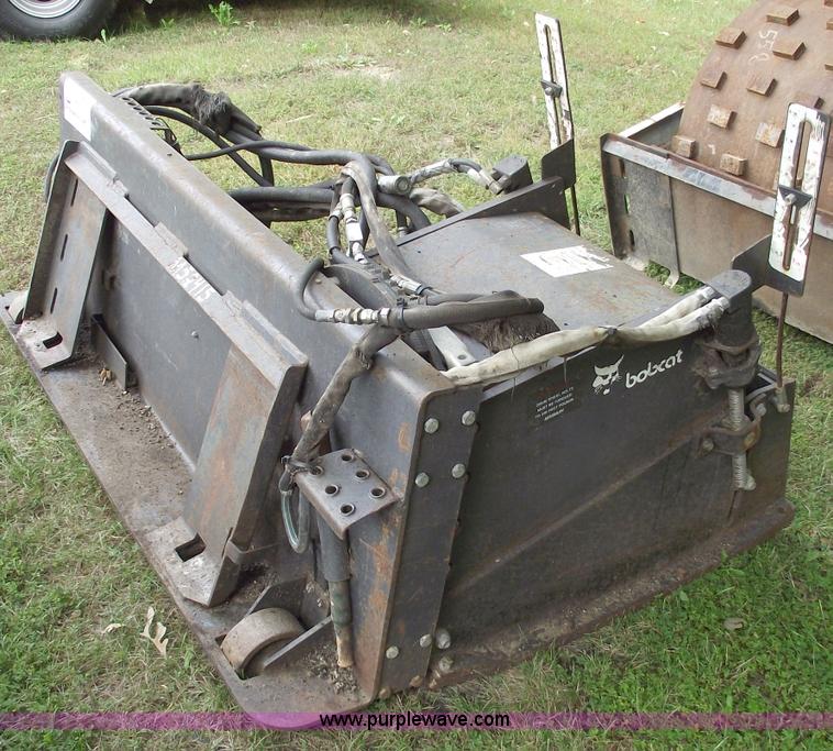 image for item C5592 Bobcat Planer HYDR 18" High Flo planer