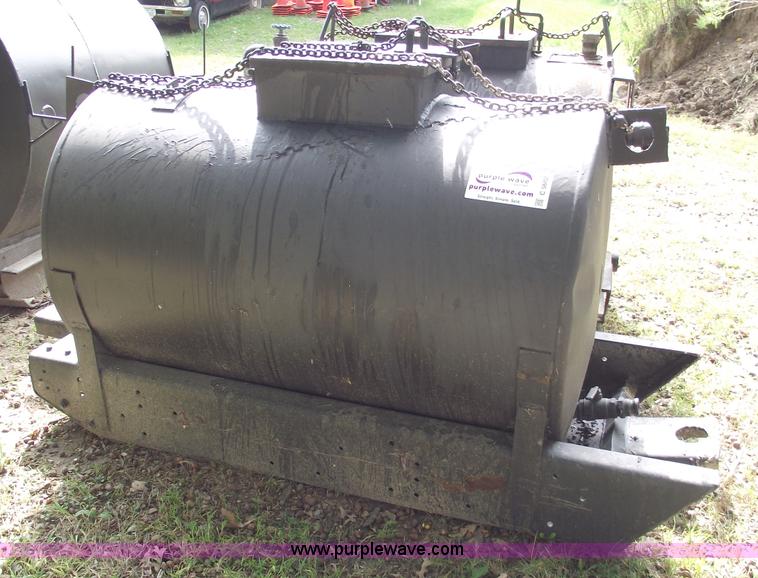 image for item C5602 350 gallon seal coat storage tank