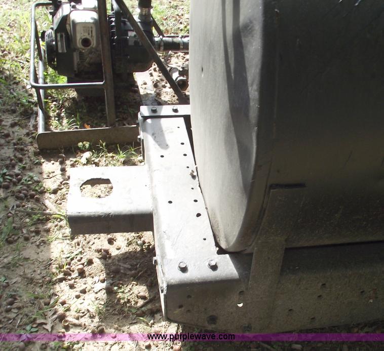 image for item C5602 350 gallon seal coat storage tank