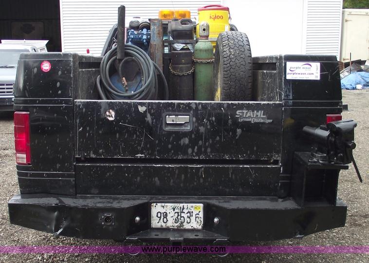 image for item C5607 2000 Chevrolet C3500 LS service truck