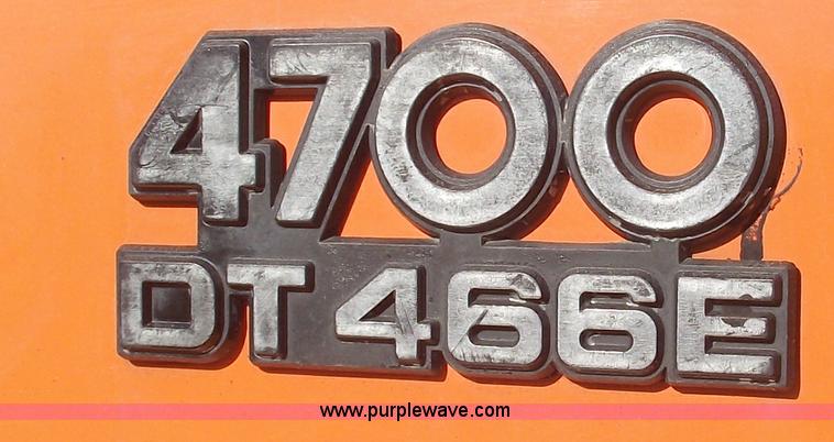 image for item C5619 1999 International 4700 dump truck