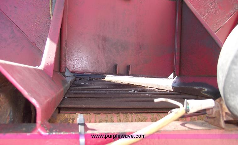 image for item C5619 1999 International 4700 dump truck