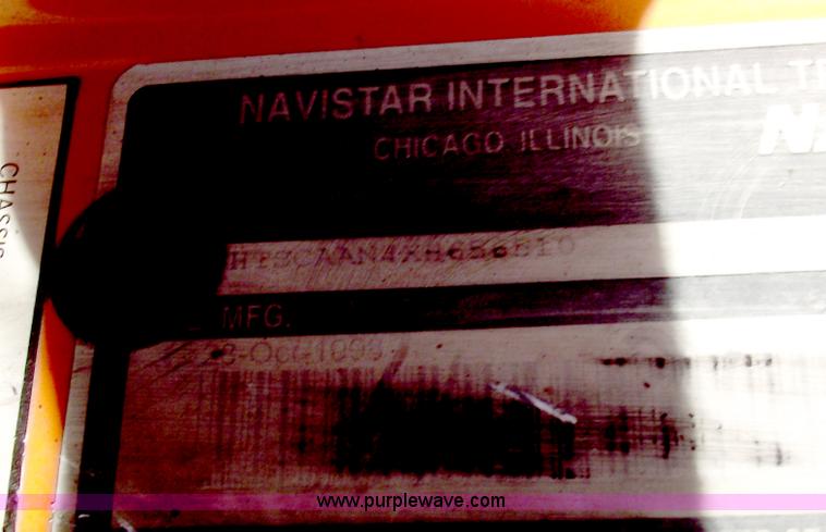 image for item C5619 1999 International 4700 dump truck