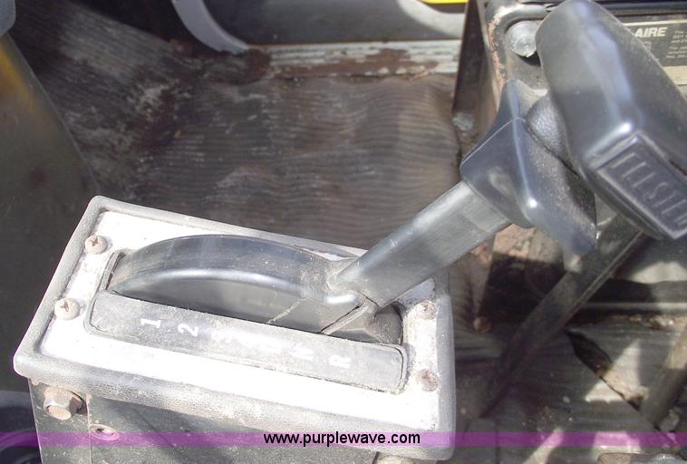 image for item C5620 1988 Ford L9000 dump truck