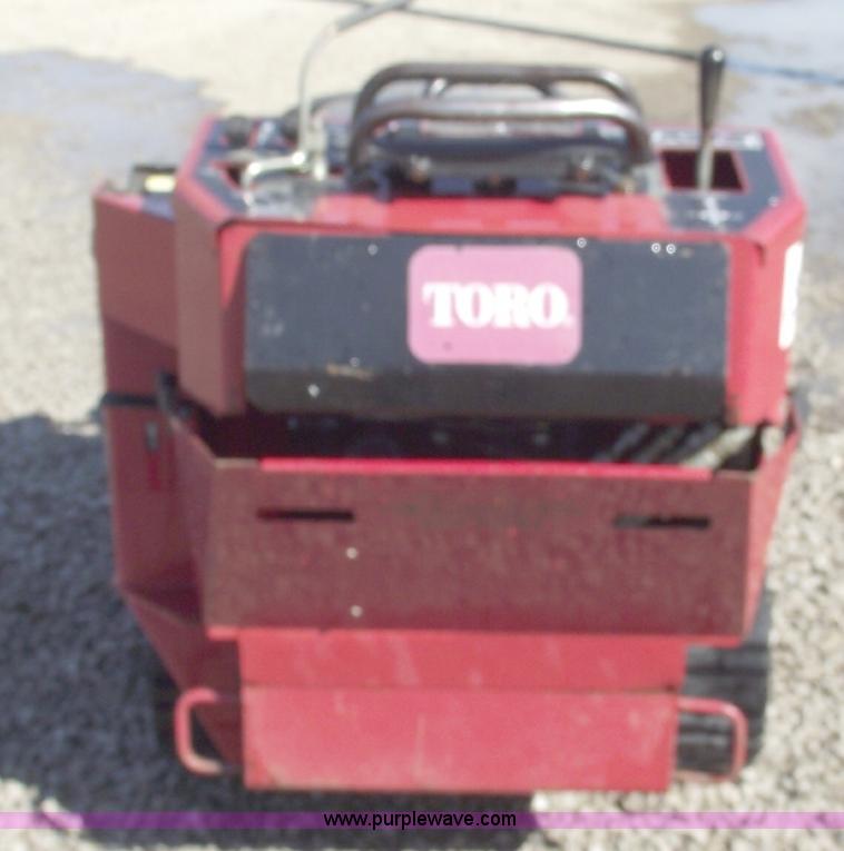 image for item C5627 2004 Toro Dingo TX413 compact track loader
