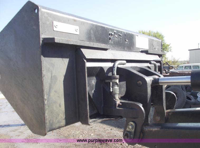 image for item C5627 2004 Toro Dingo TX413 compact track loader