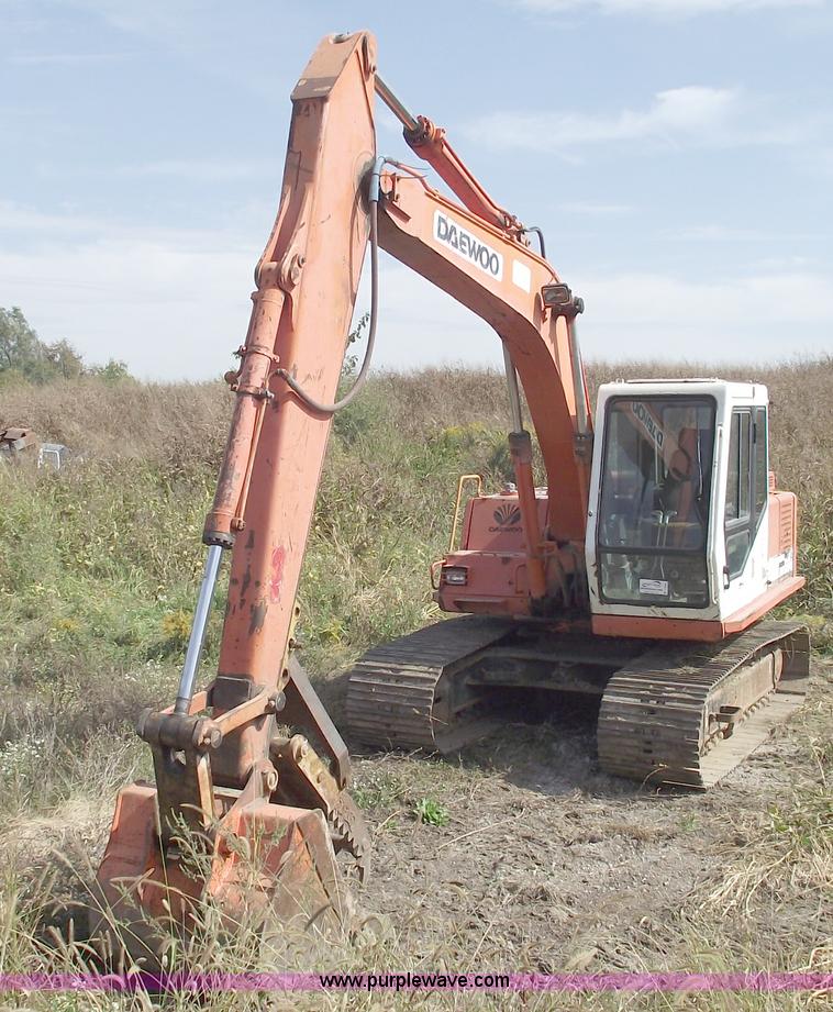 image for item C5652 1999 Daewoo Solar 130 III excavator