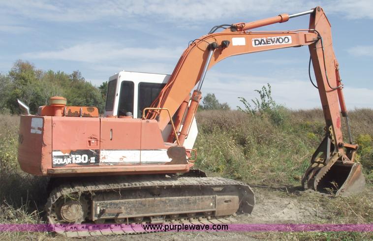 image for item C5652 1999 Daewoo Solar 130 III excavator