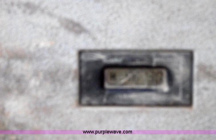 image for item C5652 1999 Daewoo Solar 130 III excavator