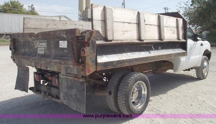 image for item C5653 1999 Ford F450 XL Super Duty pickup truck