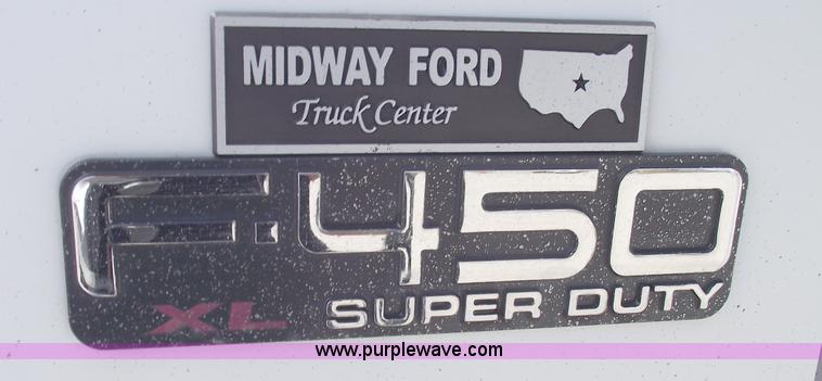 image for item C5653 1999 Ford F450 XL Super Duty pickup truck