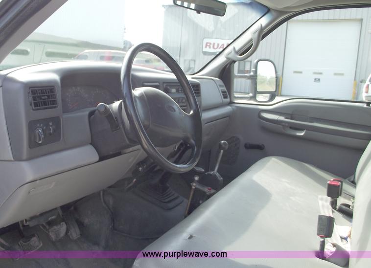 image for item C5653 1999 Ford F450 XL Super Duty pickup truck