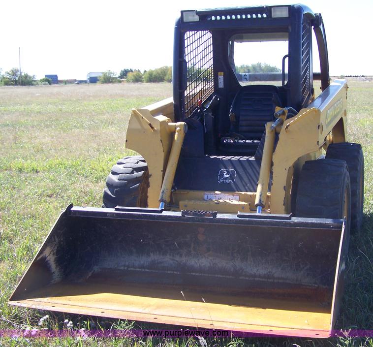 image for item D8530 1999 John Deere 250 skid steer