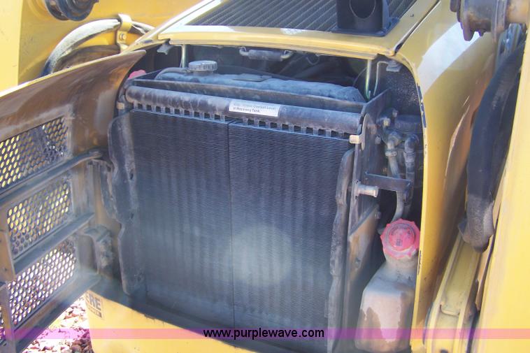 image for item D8530 1999 John Deere 250 skid steer