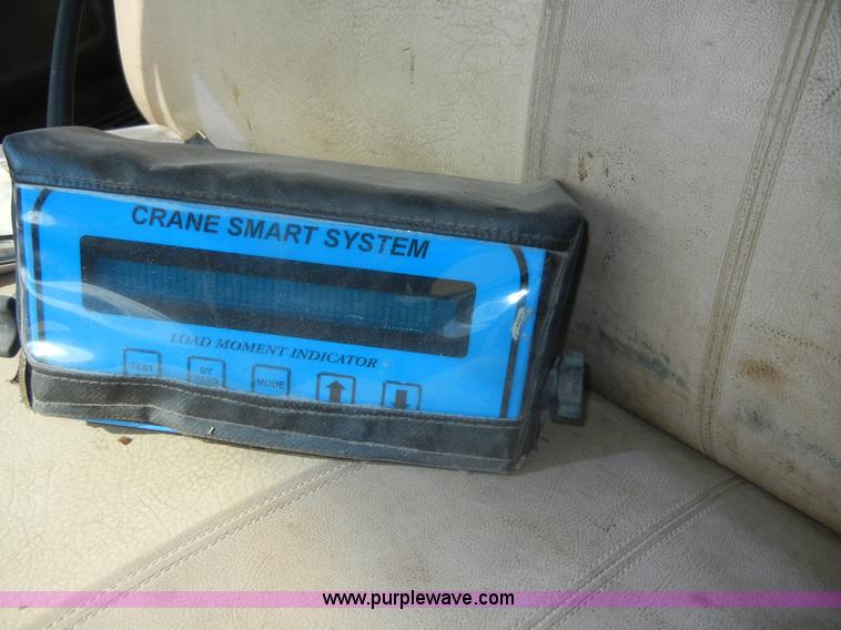 image for item D9611 1978 Ford F800 crane truck