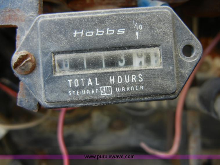 image for item D9611 1978 Ford F800 crane truck