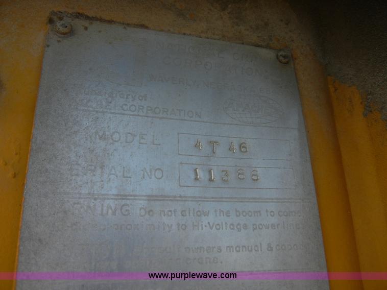 image for item D9611 1978 Ford F800 crane truck