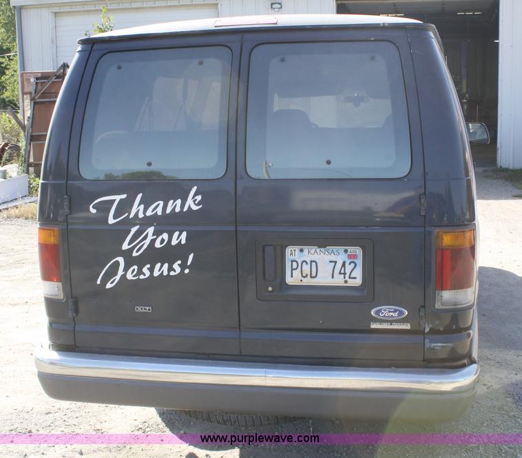image for item A2475 1992 Ford E350 XLT van