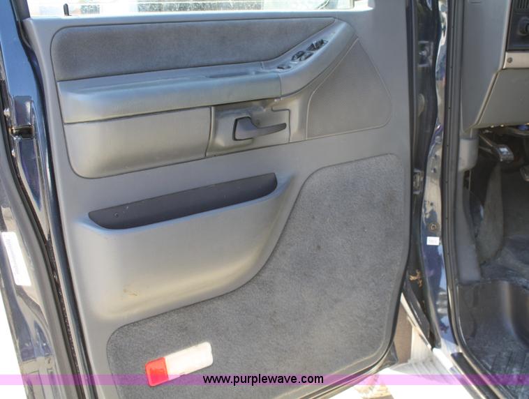 image for item A2475 1992 Ford E350 XLT van