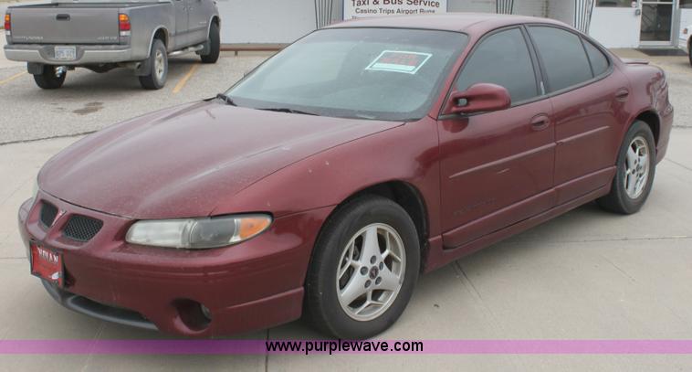 image for item A2862 2001 Pontiac Grand Prix GT