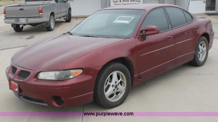 image for item A2862 2001 Pontiac Grand Prix GT