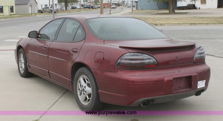 image for item A2862 2001 Pontiac Grand Prix GT
