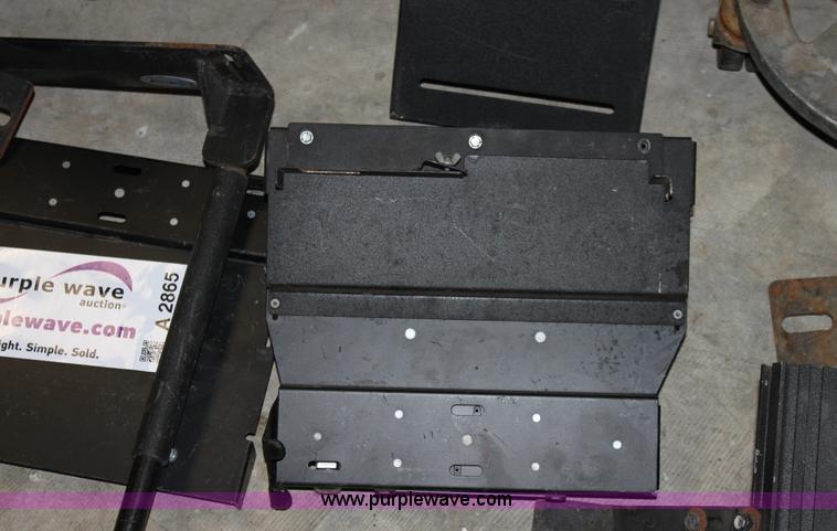 image for item A2865 Assorted patrol car equipment