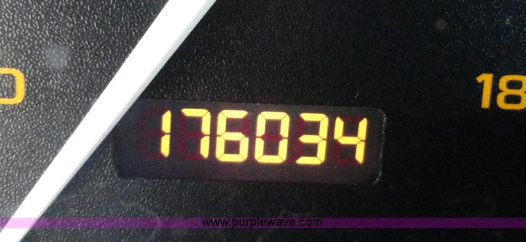 image for item A3184 2000 Saturn SL1