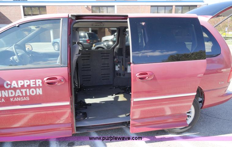image for item A3187 1999 Chrysler Town & Country LX mini van