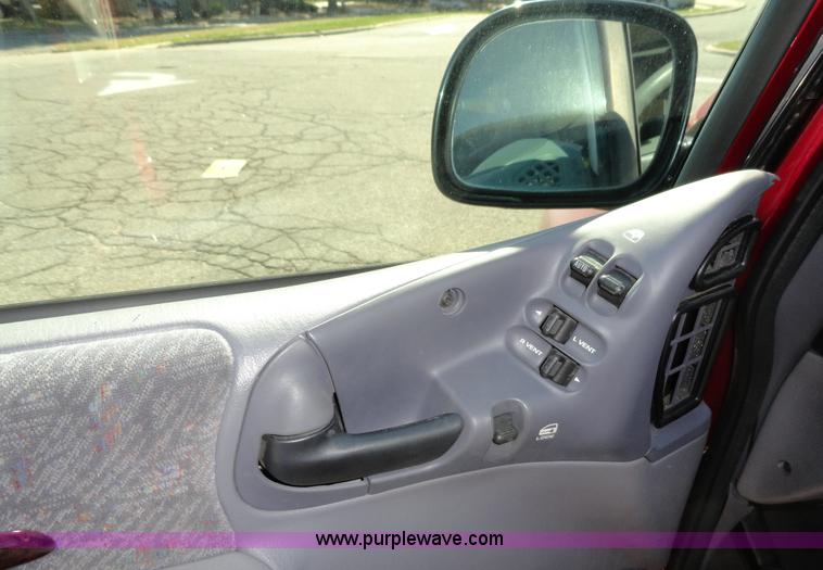 image for item A3187 1999 Chrysler Town & Country LX mini van