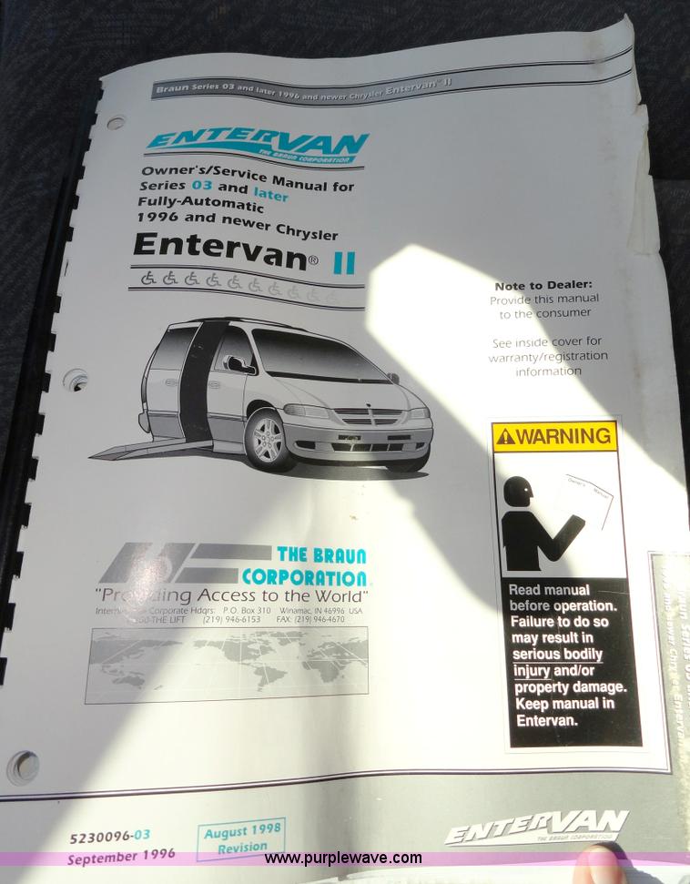 image for item A3187 1999 Chrysler Town & Country LX mini van